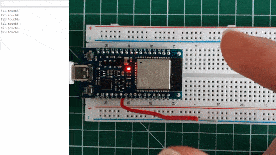 Câblage sur plaque de prototypage capteur capacitif esp32