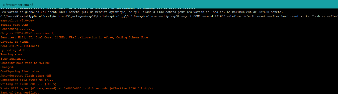 esptool.py téléverse sur l'ESP32 les sketchs Arduino